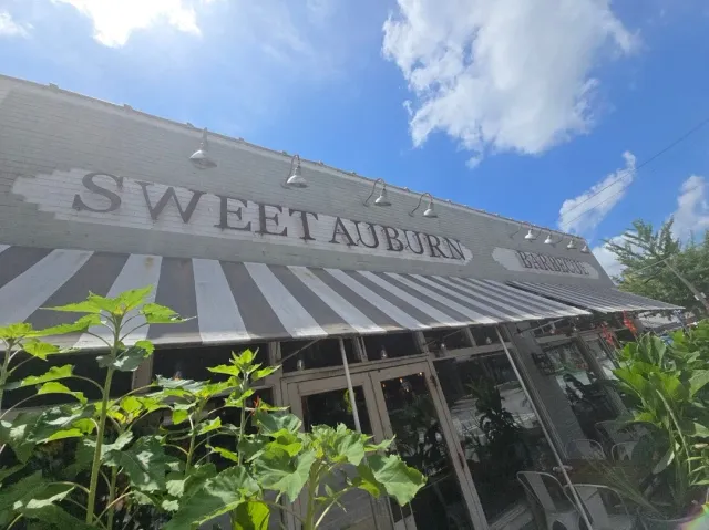 🔥 Must-Try BBQ Spot! Smoky & Juicy – Worth the Visit!