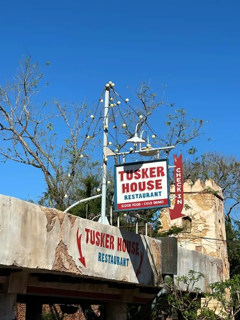Orlando Disney Dining Recommendation 🤠 Tusker House