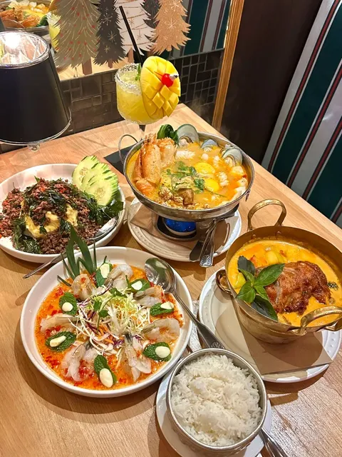 📍 Seattle | This Thai Restaurant is UNBEATABLE