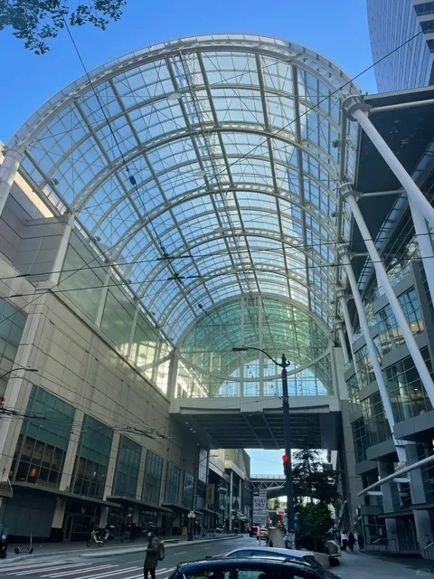 10 Must-Do Experiences in Seattle! 🌆✨