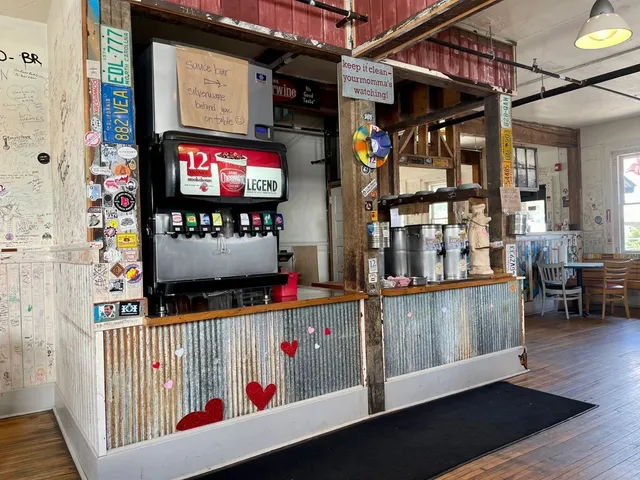 🍖 Asheville, NC | 12 Bones Smokehouse (RIVER Location)