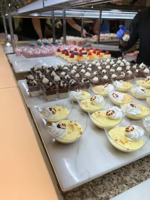 Finally Tried It! The Largest Buffet in Las Vegas ✨