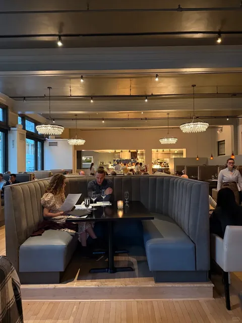 🇺🇸 Madison | Italian Aperitivo Moment 🍷