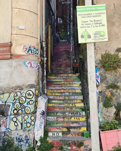 🇨🇱 Chile | Graffiti Mountain City Valparaiso Travel Guide