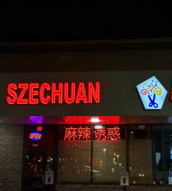  A Suburban Staple for Classic American-Chinese & Sichuan Flavors