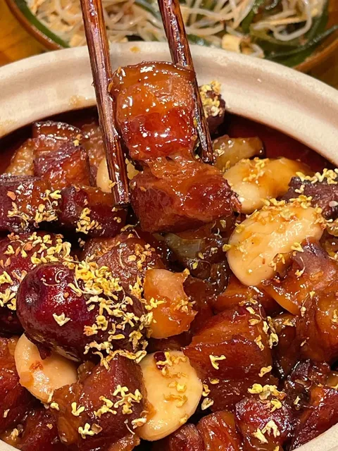 Steaming Hot & So Delicious 🤤 Clay Pot Dishes for Just $15 Per Person