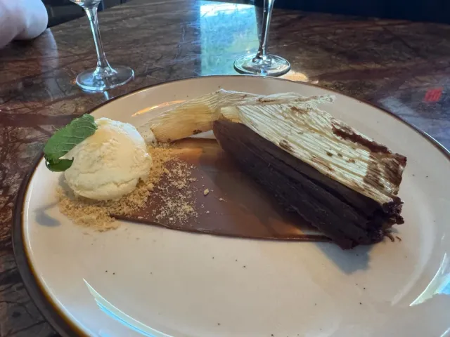 City of Flavors: Amazing Mexican-Cuban Fusion Cuisine! 🌮✨