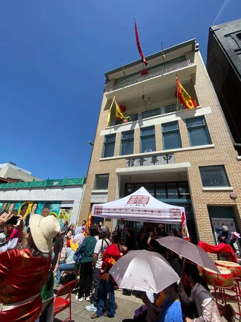 Portland Saturday Market: A Mixed Bag of Crafts & Culture