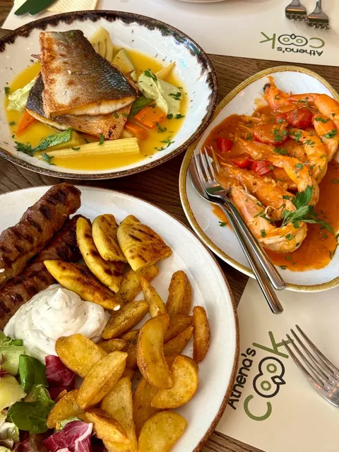 🇬🇷 Athens | Must-Eat Restaurant Near the Acropolis!