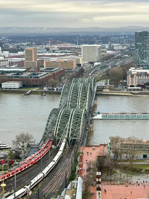 🇩🇪 Cologne 2-Day Itinerary | OOTD Edition