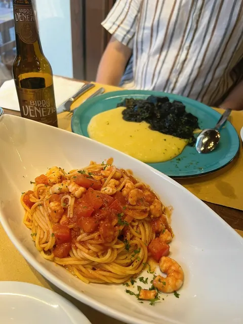 🚢 This Restaurant at the End of Venice