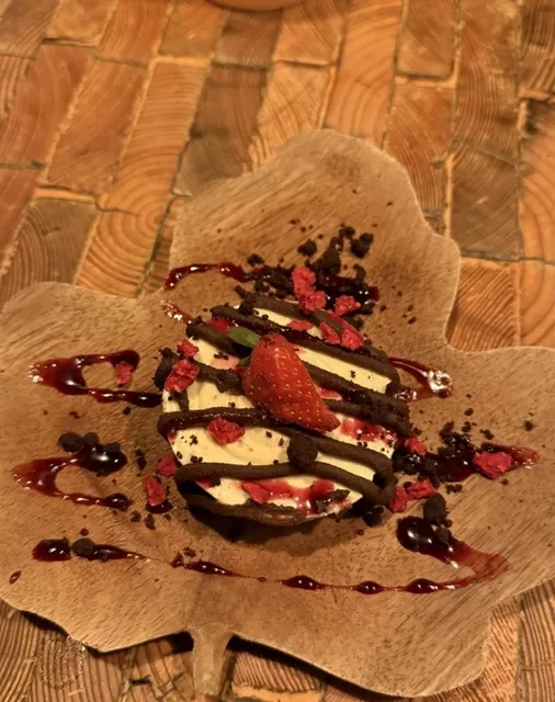 🇮🇸 Iceland | Kröns – A Delightful Fusion Surprise! ⭐