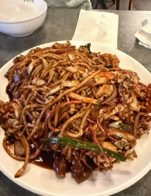 Crispy, Juicy Korean Fried Wings & More 🍗