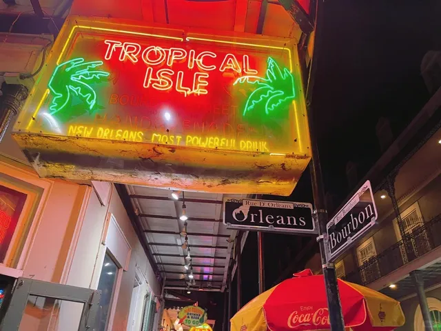 New Orleans Food | Jazz Bar with Amazing Cocktails 🍸🎷