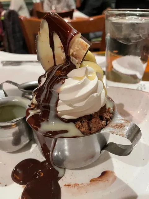 New Orleans Food | Red Fish Grill 🐟