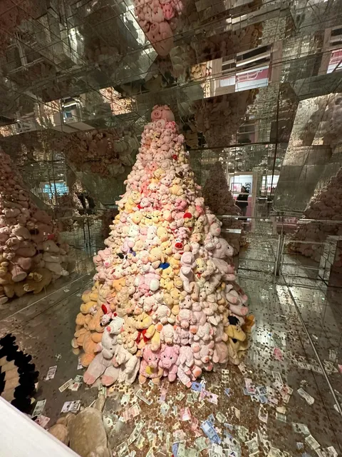 🇩🇪 Stuttgart 🐷 World's Largest Pig Museum