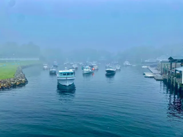 🇺🇸🦞 This Peninsula Fishing Town in Maine is So Beautiful! 🏞️🌊