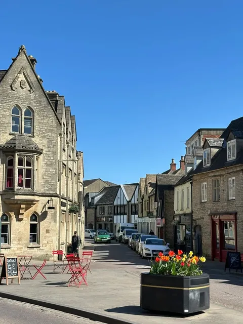 🇬🇧 Birmingham Hidden Gem: Cirencester