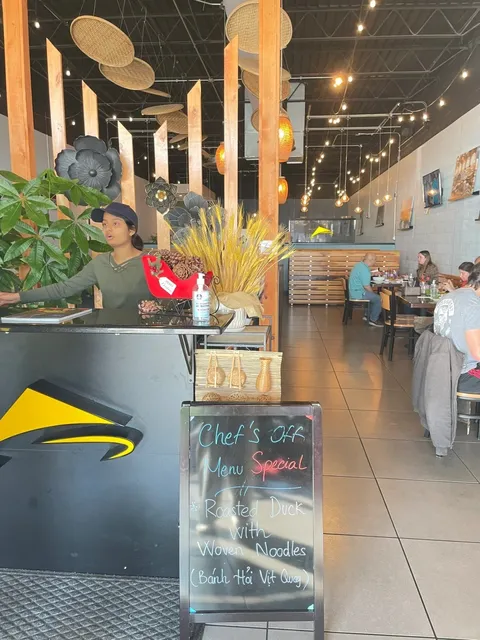 Must-Eat in Kansas City! This Place is Amazing! 🇻🇳🍜