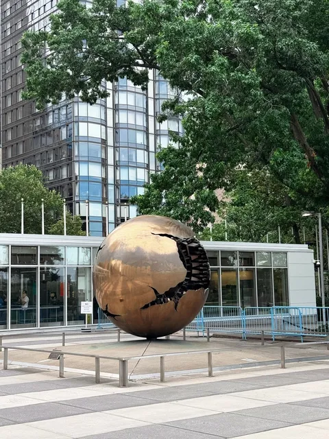 🇺🇳 NYC United Nations Headquarters: Travel Guide & Tips