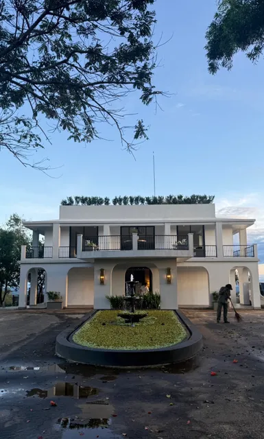 When I came to Sri Lanka, a bankrupt country