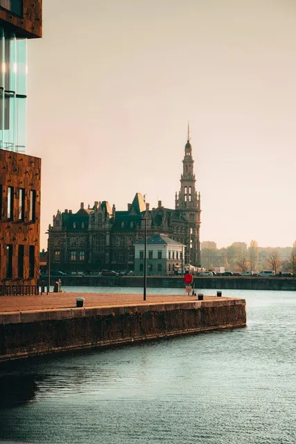 Belgium's Hidden Gem | The Streets & Stories of Antwerp 🌆✨