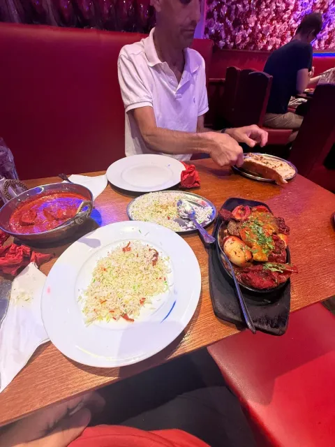 🍛 The Best in Brick Lane – A Flavorful Gem Worth the Journey! 🚗💨