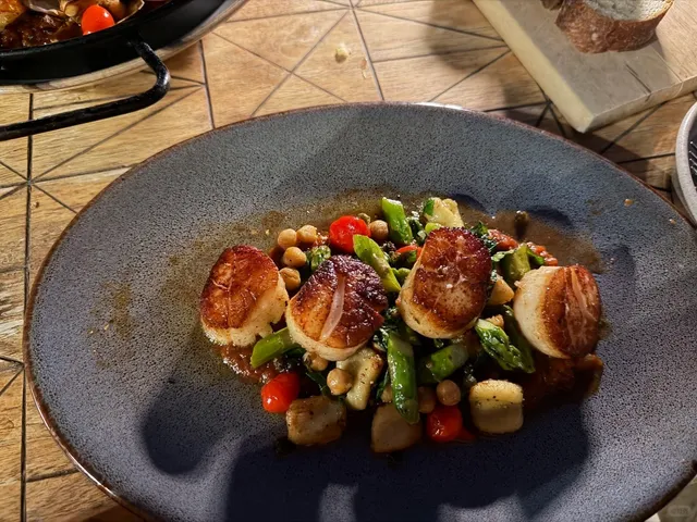 My New Favorite Vietnamese Restaurant in Anchorage! 🥰