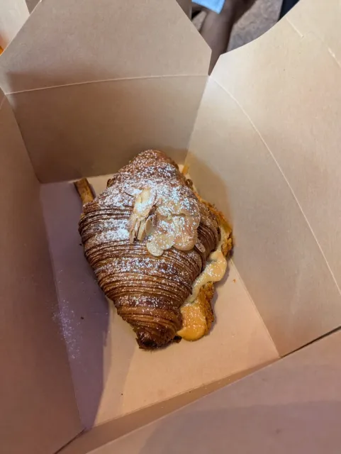 How Are the Eggs So Good?! And That Croissant! 🥐🍳