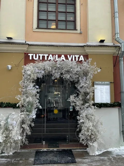 🇷🇺 Moscow Restaurant Review | Italian Bistro | Tutta la Vita