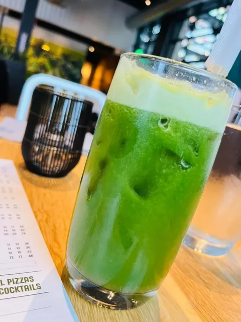 🥗 True Food Kitchen – Healthy & Fresh "White People Food" in Columbus