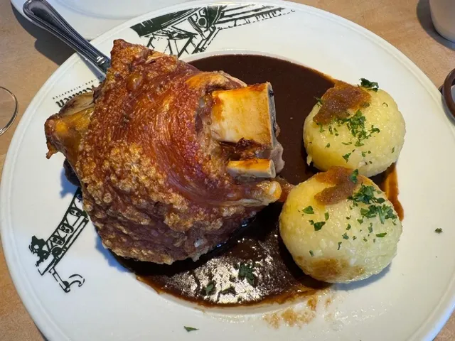 🇩🇪 Am alten Kranen: Würzburg's Must-Try Dining Gem! 🍖✨