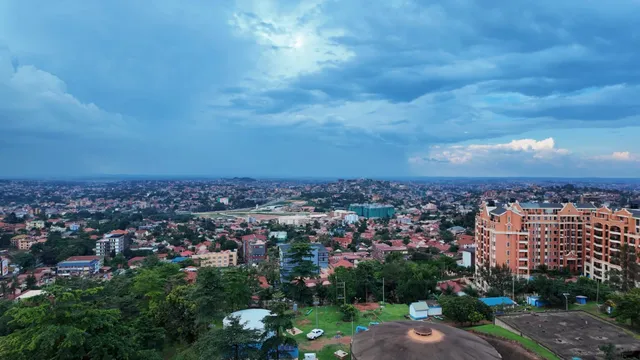 Chilling at Skyz with a View! 🍹🎂