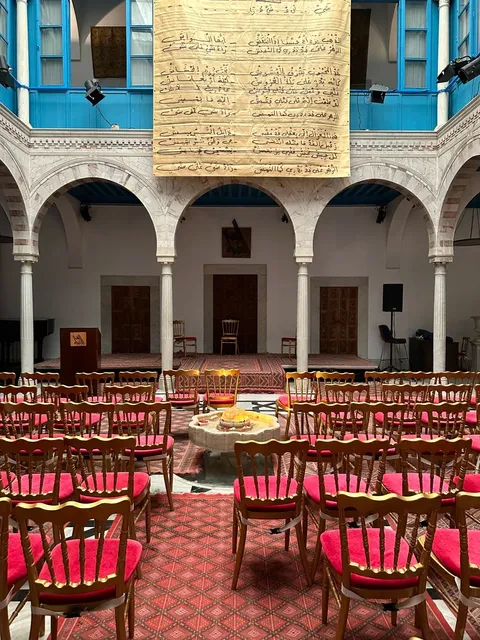 A Timeless Oasis of Islamic Elegance 🏛️🌊（2）