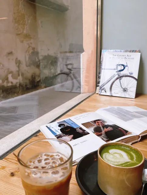 🇪🇸 Parma | Coffee Dream series of cyclists ~🚴