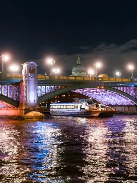 🇬🇧 The Best £6 I Spent in London! Uber Boat Thames Cruise 🚤✨