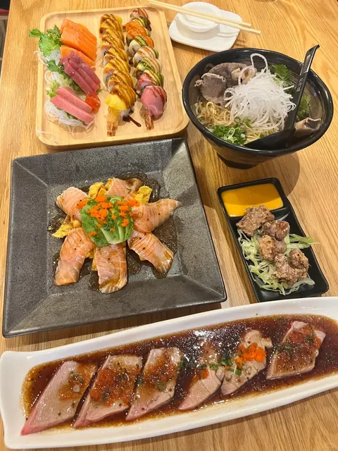 Chicago All-You-Can-Eat Sushi