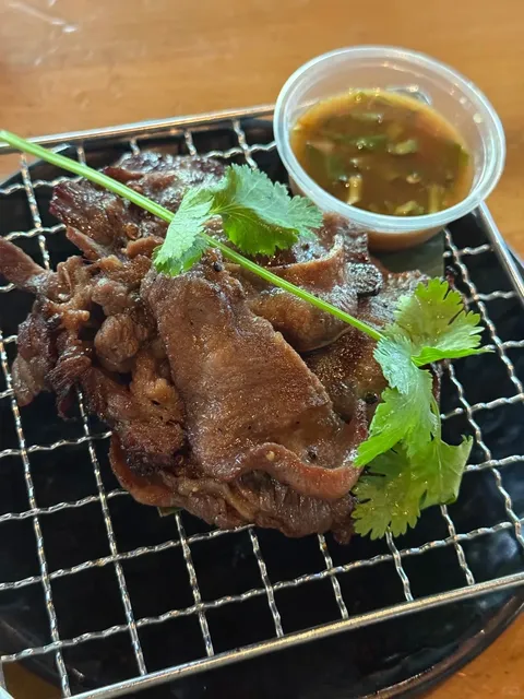 What to Eat During a Weekend in Downtown Seattle 🏙️🍽️