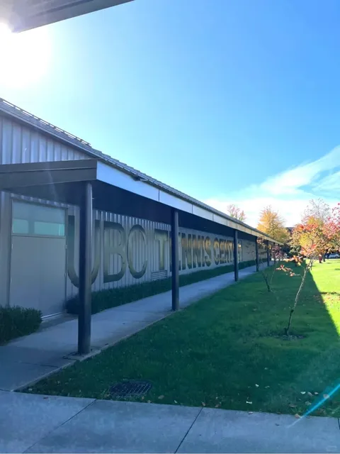 ​​🎾 UBC's Hidden Gem: The Ultimate Tennis & Photo Spot! 📸✨​​