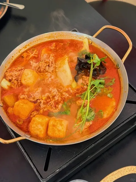 NYC Now Has Its Own Spicy Roast Duck Hot Pot 🦆🔥