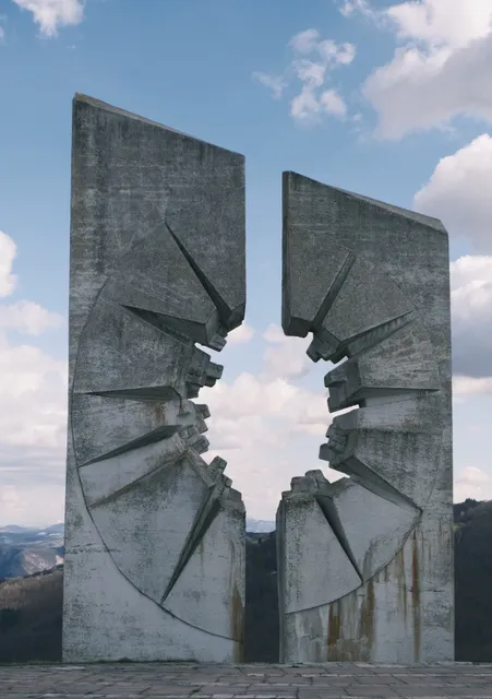 🇷🇸 Serbia | The Bullet Holes Memorial, A Must-Visit!