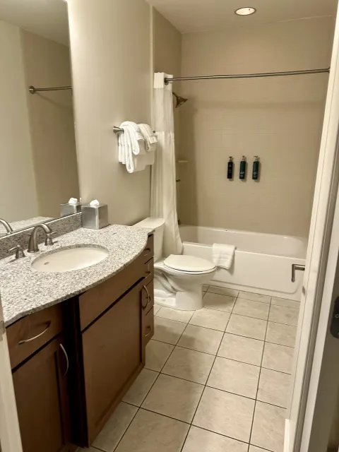 🏙️ Nice Hotel Near the Quarter | Honest Review & Tips