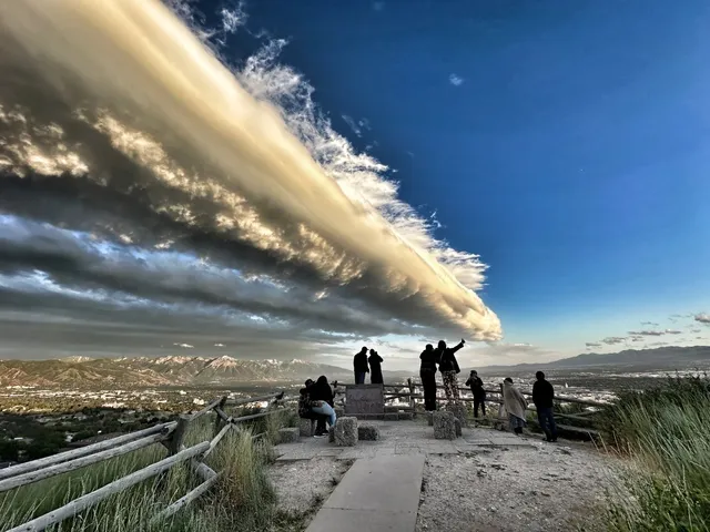 A Must-Do Hike with Breathtaking Views in Salt Lake City! 🥾🌄