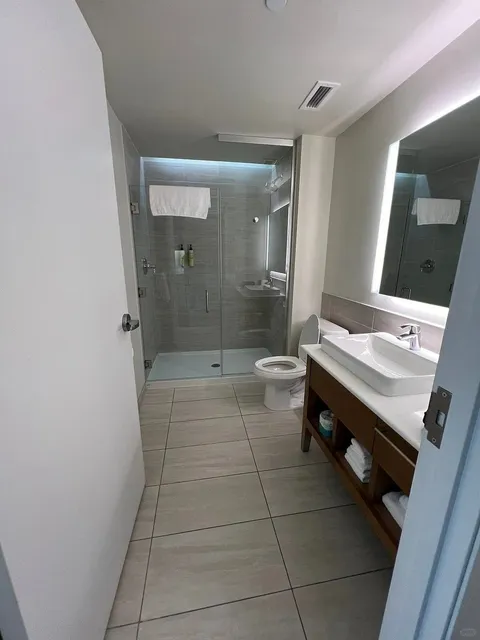 Detroit! Affordable Hotel for Students — 5 Nights in a Row!