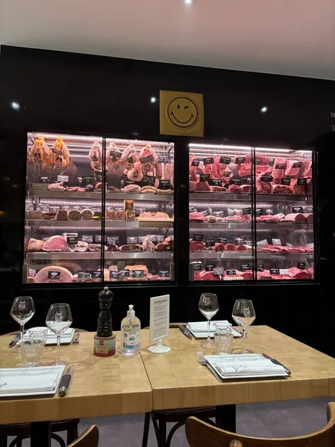   Lyon Michelin-recommended | L'argot's Flaming Bone Marrow 🔥🍖  