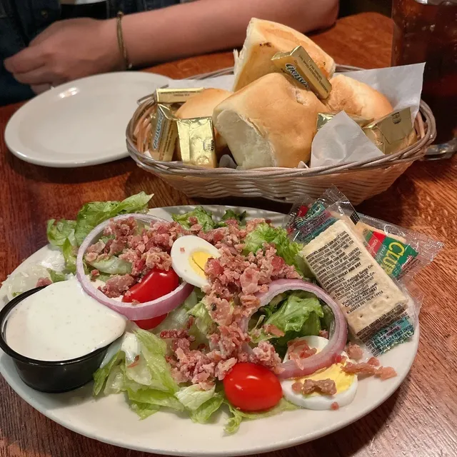 American Small-Town Food Diary | Entry #93 🍽️