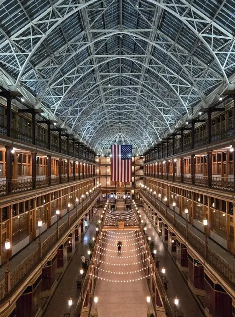  DoubleTree by Hilton Cleveland Downtown - Lakeside Luxury with a View