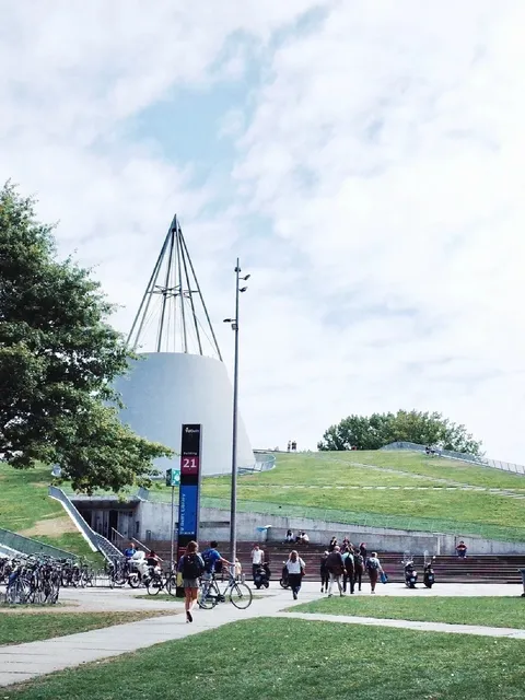 🇳🇱 Delft: Studying in a Historic Dutch Town with a Vibrant Student 