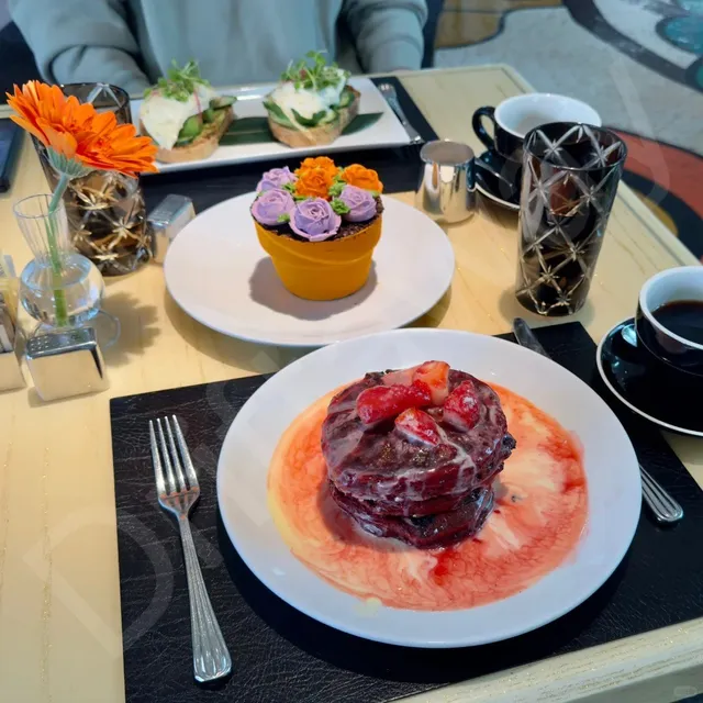 Las Vegas | Must-Visit Brunch Spots — Good Food + Great Photos 🥞📸