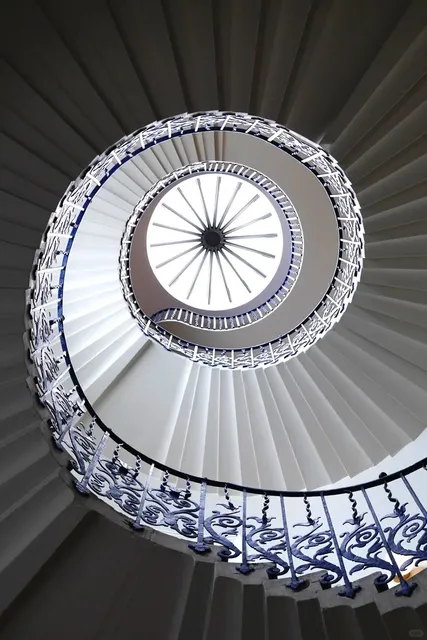 Queen's House & Its Breathtaking "Feeling Blue" Tapestry!!!​​